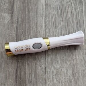 GrandeLASH-LIFT

Heated Lash Curler